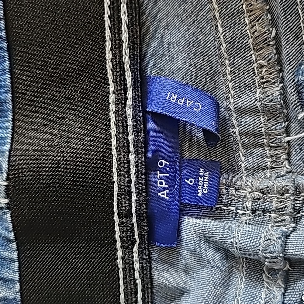 Jeans - Picture 5 of 6
